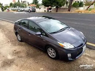  2 تيوتا بريوس