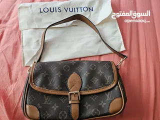  1 شنطة يد لويس فيتون LV