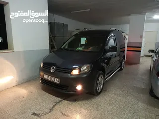  4 جولف كادي مميز سعر قابل للتفاوض فحص كامل شخصي وليس شركة مرخص سنة قصير ماتور 1600
