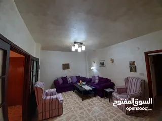  18 شقة طابق ارضي 150 متر للبيع