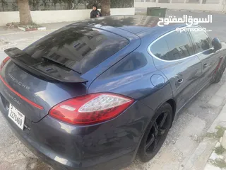  5 Porsche Panamera turbo