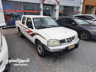  2 Nissan Pickup 2007 for sale in good condition