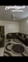  3 شقة للبيع بمنطقه مرتبه مخدومة وعلى شارع قريبه من 16و36 ليست اسكان مجددة بالكامل ارضيات بورسلان