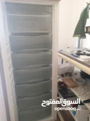  1 للبيع ثلاجه بحاله ممتازه