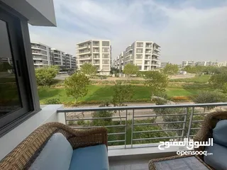  3 شقة للبيع بجوار سيتي سنتر الماظة في تاج سيتي علي طريق السويس - Taj City New Cairo