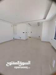  25 خلدا 160م ورف 35م وتراس 70م شقة مطلة بسعر مناسب