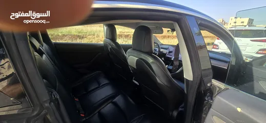  6 تيسلا موديل 3