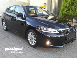  1 سياره نوع لكزس للايجار اسبوعي او شهري
