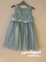  9 فساتين بناتي للمناسبات من عمر 5-11 سنه موجود جديد و ملبوس بحالة الأسعار من 5 إلى 15 دينارحسب الفستان