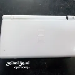  4 nintendoo ds lite للبيع جهاز ناينتيندو وارد امريكاالجهاز مع شاحن بحاجة لقلم للبيع