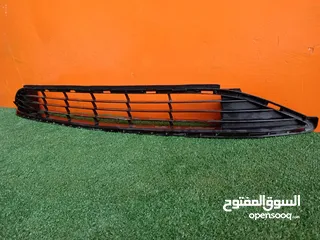  2 شبك /شل سفلي طمبون امامي تويوتا بريوس2016-2018 اصلي مستعمل ياباني  Toyota Prius 2016/2018