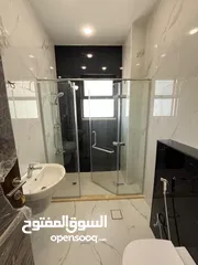  11 بتشطيب فندقي منطقة فلل في اجمل مناطق الحويطي خلف المدارس العالمية
