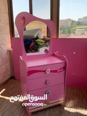  6 غرفة نوم باربي