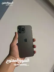  4 ايفون 13 برو ماكس للبيع بحال الوكاله
