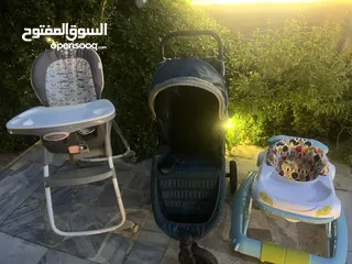  1 عربة أطفال ingenuity استعمال خفيف بثلاث عجال تطوى لتصبح صغيره لون ازرق غامق