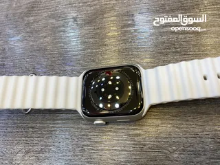  9 Apple Watch Serie 7 Nike