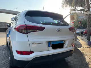  3 Hyundai tucson