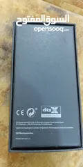  4 LG V40.  التخزين 64. شريحه ورام