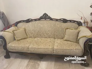  1 طقم كنب بحالة جيدة للبيع