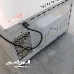  12 بأسعار خيالية