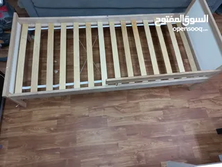  4 Ikea bed سرير إيكيا