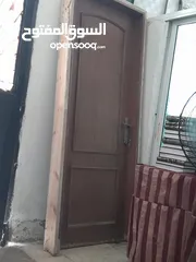  2 باب خشب مع الحلق 30 دينار