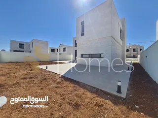  8 فيلا مستقلة للبيع في الطنيب، بمساحة ارض 650م