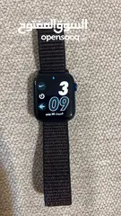  1 للبيع أو للتبديل Apple Watch Series 6 44mm لون كحلي غامق بحالة ممتازة بتشمل كل الميزت