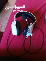  3 Razer black shark v2. X white edition  Used like new