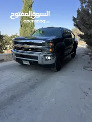  7 Chevrolet Silverado LT Z71