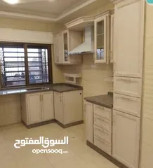  3 مطابخ الامنيوم بأرقى التصاميم والفنون أبواب الامنيوم مناخل تركيب صيانه اباجورات كهربا وعادي  شبابيك