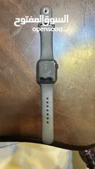  2 Apple watch SE