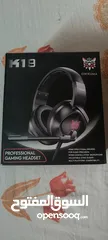  3 Power Bank. Head phones
