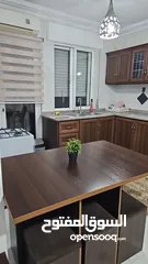  14 شقه مفروشه ديلوكس كاملة الخدمات للايجار الشهري او السنوي في عمارة سكنيه مخدومة يوجد حارس للعمارة