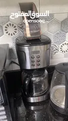 1 مكنة صنع قهوة نظيفه