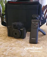  1 كاميرا سوني zv-1f  بحالة الوكالة
