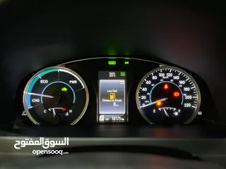  19 تويوتا كامري 2017 مخزنه عداد قليل 10 الف كيلو بحاله الزيرو فحص كامل فل كامل اعلى تصنيف