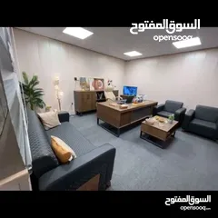  2 ميز مكتبي متكامل 5 قطع جديد جدا مع طخم جلد مكتبي