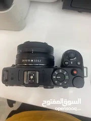  1 كاميرا نيكون z30