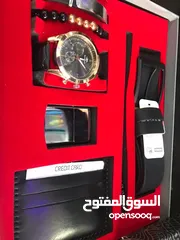  2 بكج ساعات رجالي أنيق يحتوي سبع قطع لكل منها مظهرها الخاص والمميز
