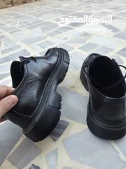  3 حذاء اسود ( لمن يهتم باناقته )