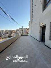  8 شقة طابقية طابق ارضي مع 3 ترسات باجمل مناطق مناطق تلاع العلي
