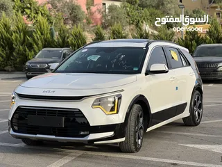  2 Kia niro hybrid full  2022  كيا نيرو هايبرد  فل اضافات  ترخيص 2022                   فحص نخب