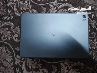  10 تابلت بحالة ممتازة