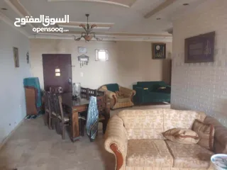  6 للبيع بالعفش شقة 185 متر جاهزة للسكن