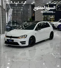  4 VOLKSWAGEN - GOLF R MK7