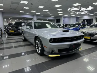  2 Dodge challenger GT 2021