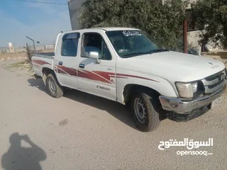  1 تيوتا 2004 بسعر مغري جدا