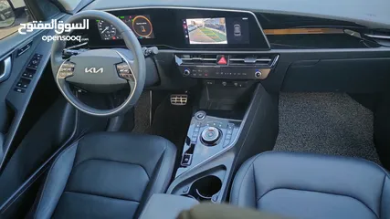  13 نيرو هايبرد