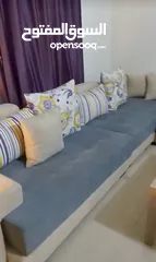  4 Confy and affordable sofa set in excellent condition/  +طقم كنب حلو و مريح  + طاوله + الستاره